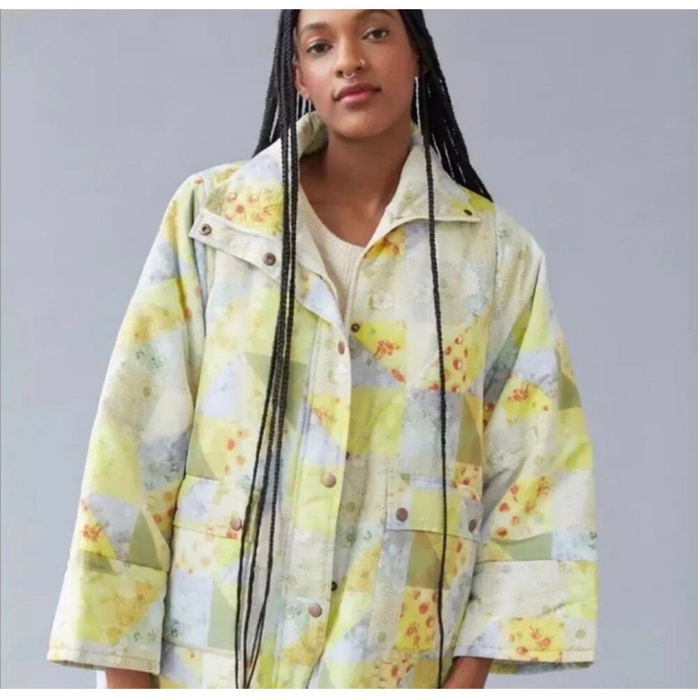 Urban Outfitters Puffer Sz Small-- Oversized